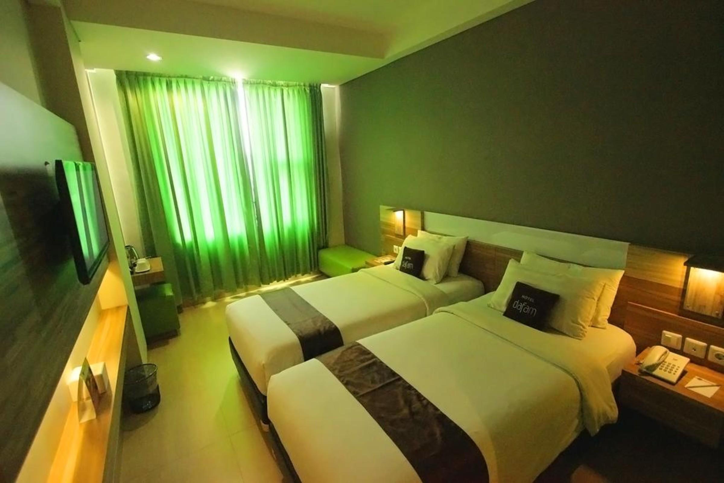 Hotel Fortunagrande Seturan Yogyakarta Ngoại thất bức ảnh